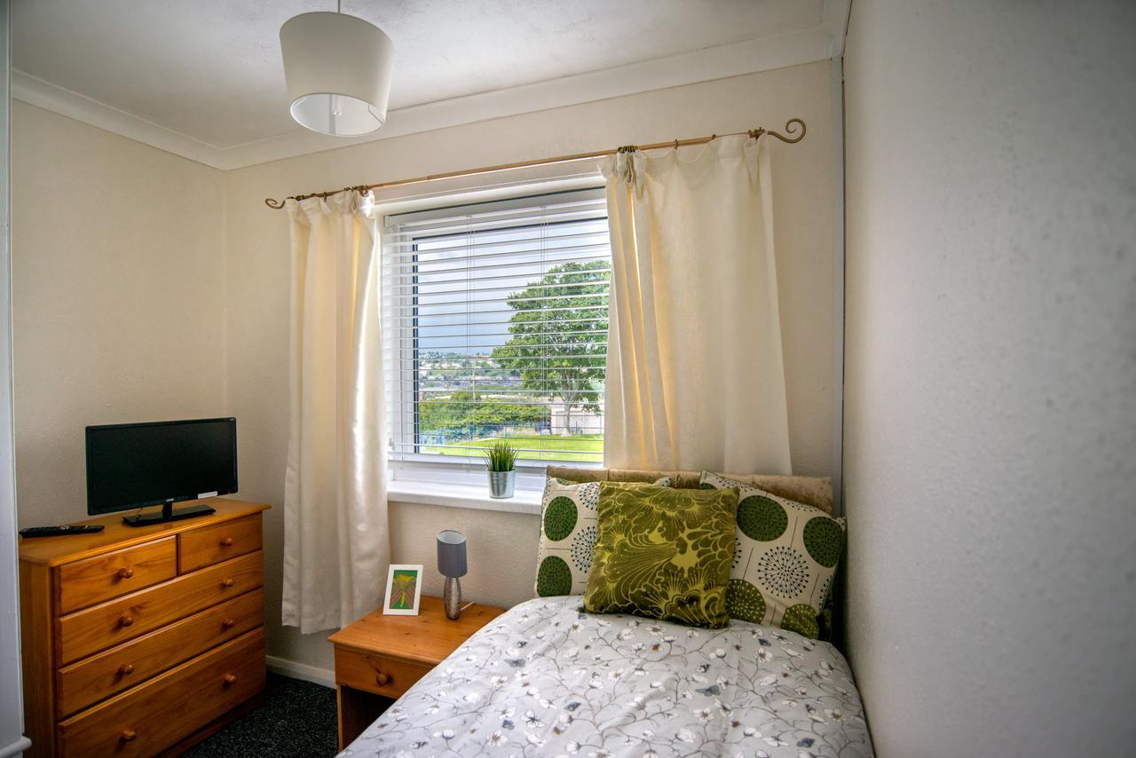 Carys Serviced Accommodation Swansea Bilik gambar