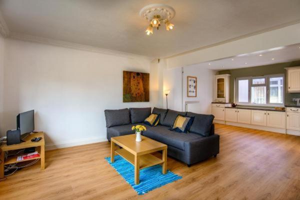 Carys Serviced Accommodation Swansea Luaran gambar